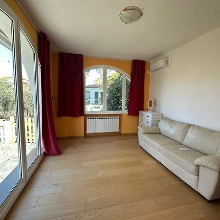 Al Mare Con Giardino Holiday home Imperia